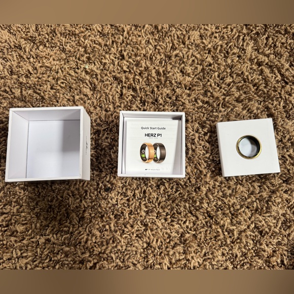 Gold Smart Ring - Picture 3 of 3